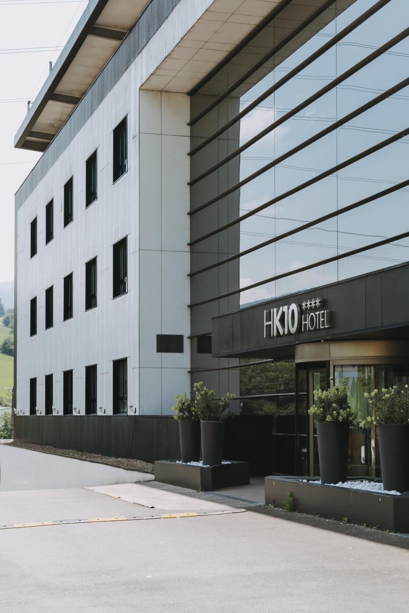 호텔 K10 우르니에타 외부 사진